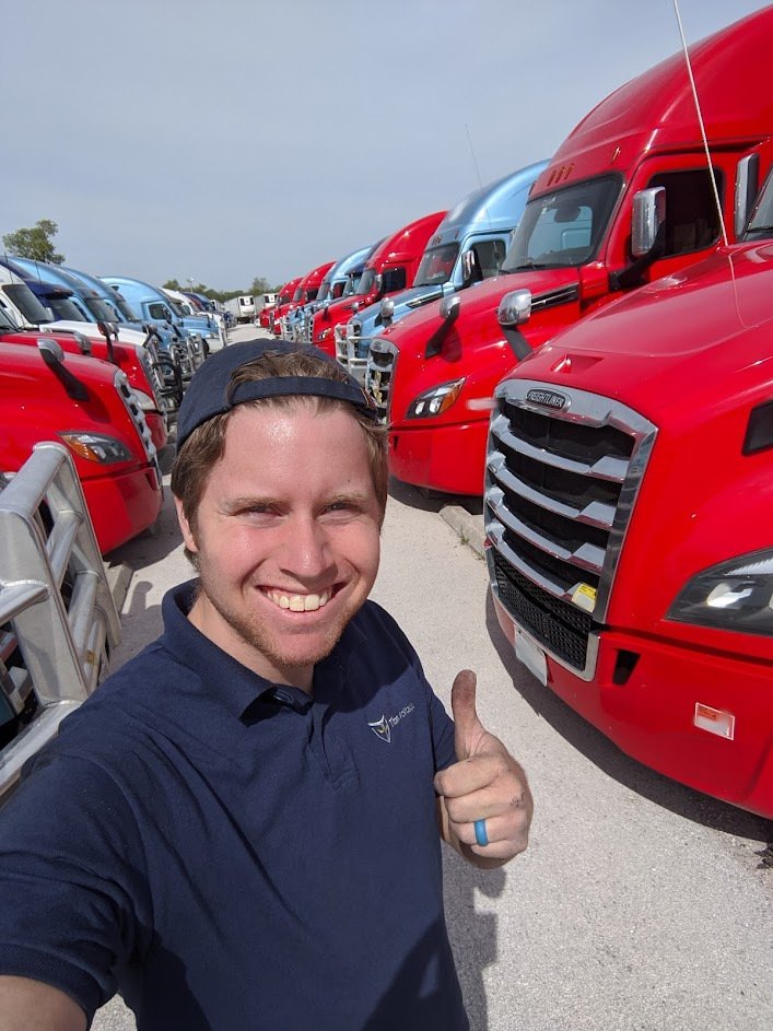 Technician in Fleet of Trucks